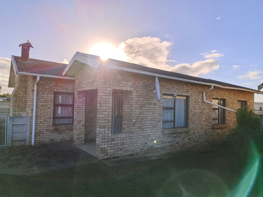 2 Bedroom Property for Sale in Azalea Park Eastern Cape